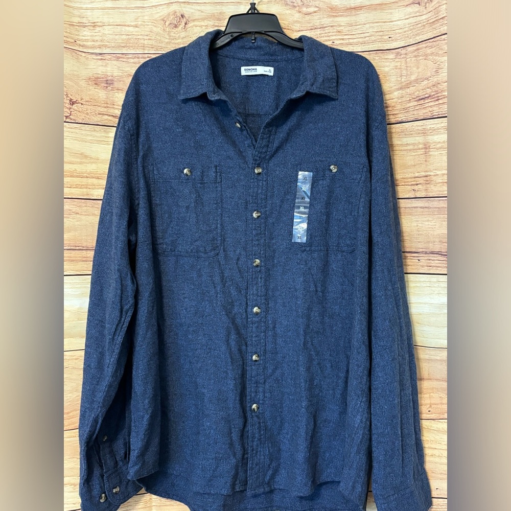 MENS SONOMA LONG SLEEVE SHIRT!!